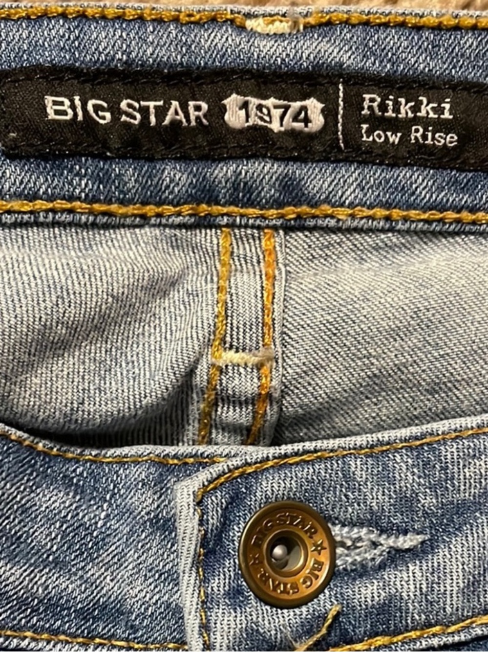 Big Star Light Wash Denim Crop Blue Jeans Women’s Size 30 - Picture 4 of 6